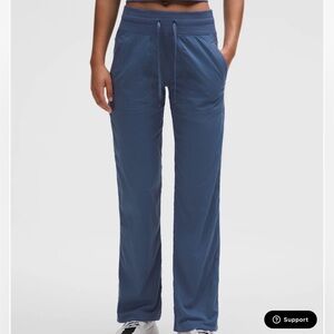 LULULEMON Dance Studio Pant III *Unlined
Blue Size 4